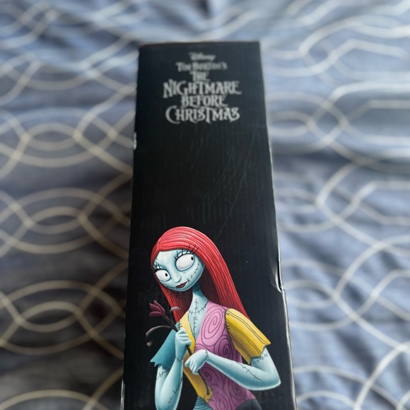 New Disney Parks Nightmare Before Christmas Light Up Countdown Clock Calendar - Picture 5 of 8